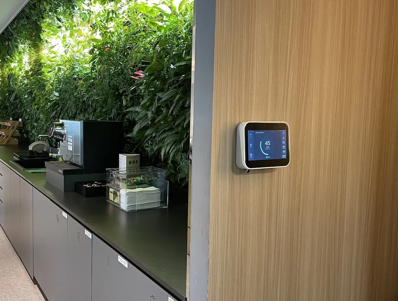 Kaiterra Sensedge Indoor Air Quality Monitor